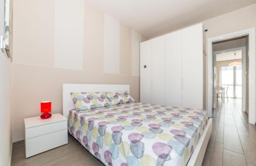Appartamenti Area123 디아노마리나 외부 사진